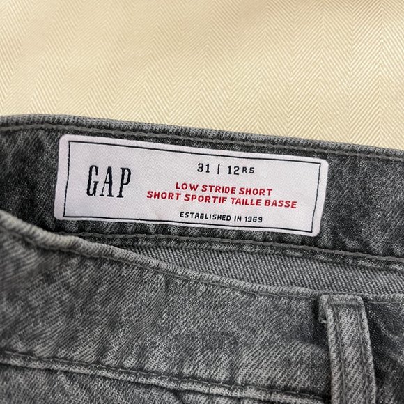 Gap Low Stride Shorts with Washwell - Picture 3 of 8